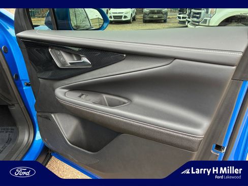 Used 2024 Chevrolet Blazer EV LT image 16