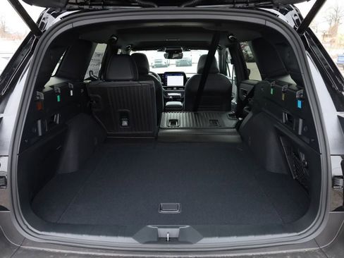 New 2026 Subaru Outback Limited image 8