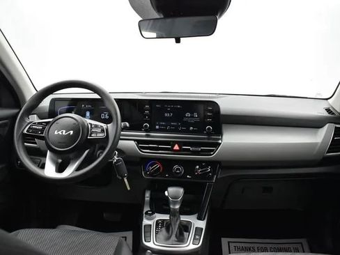 Used 2026 Kia Seltos LX FWD image 19