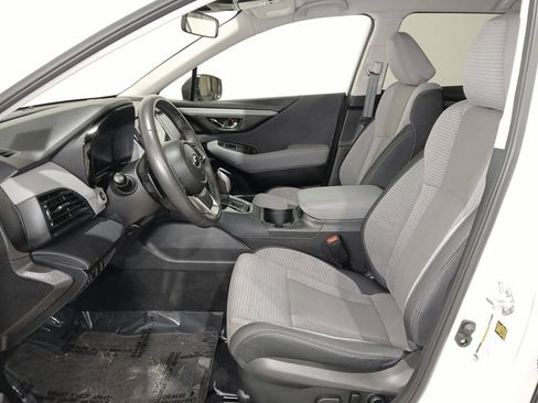 Used 2024 Subaru Outback Premium AWD/4WD image 10