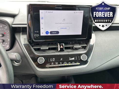 Used 2024 Toyota Corolla LE w/ LE Convenience Package FWD image 23