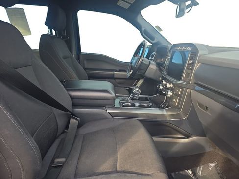Used 2022 Ford F150 XLT w/ Equipment Group 302A High image 17