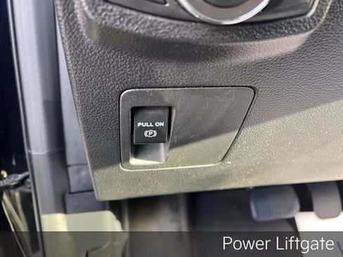 Used 2021 Ford Expedition Max XLT image 11