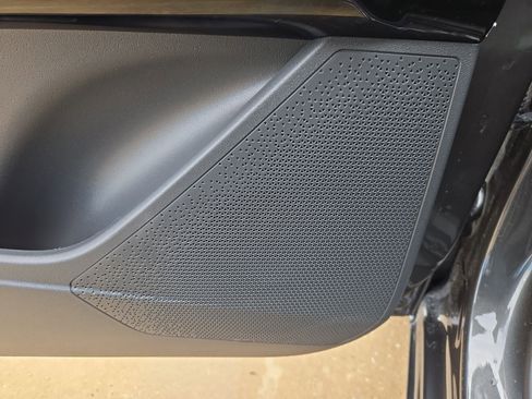 Used 2024 Kia Niro Wind FWD image 15