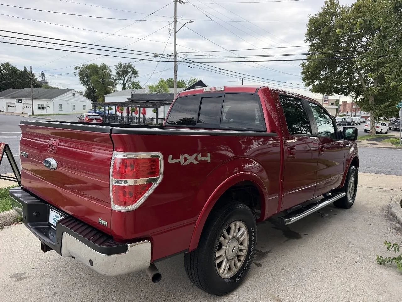 Used 2010 Ford F150 Lariat AWD/4WD image 6