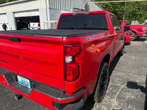 Used 2022 Chevrolet Silverado 1500 Custom image 2