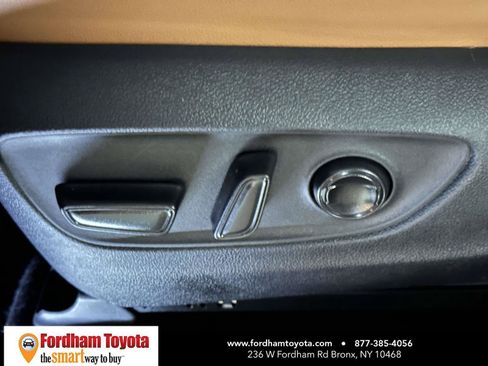 Used 2022 Toyota Highlander Platinum FWD image 23