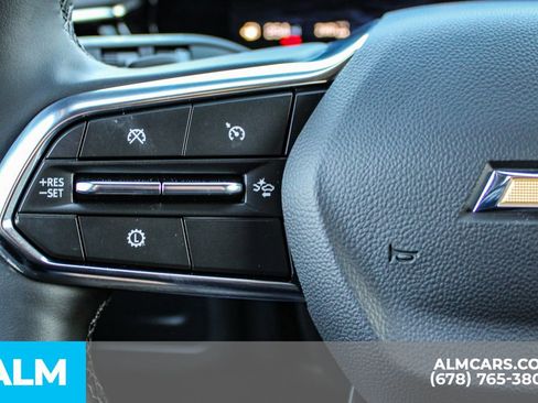 Used 2025 Chevrolet Suburban High Country image 29