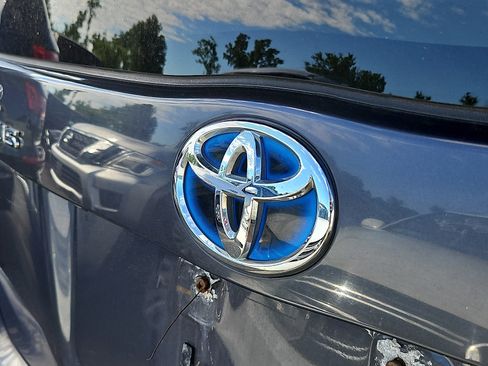 Used 2011 Toyota Prius Four w/ Navigation Pkg FWD image 7