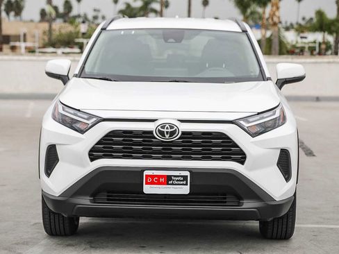 Certified 2025 Toyota RAV4 XLE image 4