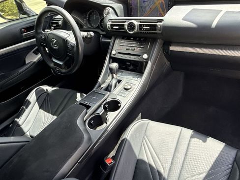 Used 2022 Lexus RC F w/ Premium Package RWD image 19