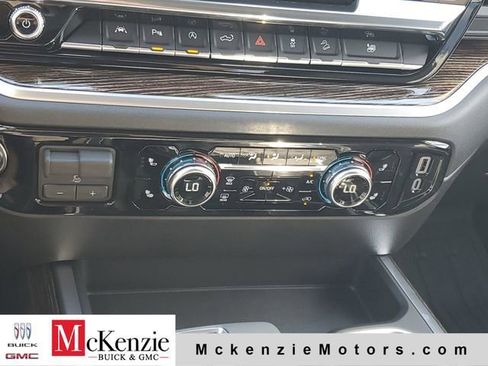 New 2026 GMC Sierra 1500 Elevation w/ Elevation Premium Package AWD/4WD image 18