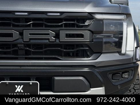 Used 2025 Ford F150 Raptor AWD/4WD image 4