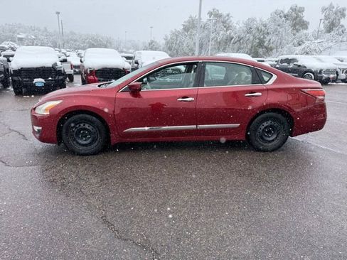 Used 2015 Nissan Altima 2.5 S w/ Power Driver Seat Package FWD image 2