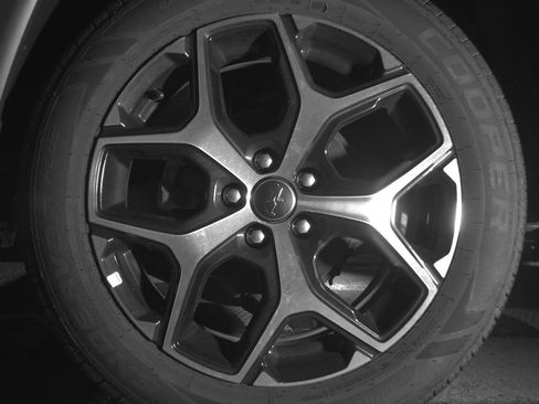 Used 2025 Jeep Compass Limited image 14