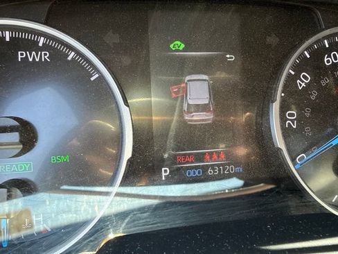 Used 2022 Toyota RAV4 SE w/ Convenience Package AWD/4WD image 6
