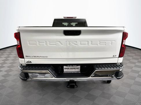 Used 2023 Chevrolet Silverado 2500 LT AWD/4WD image 6