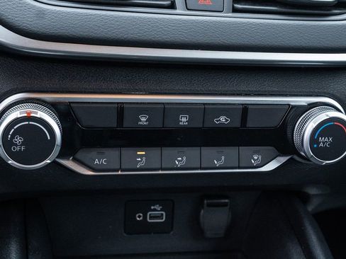 Used 2024 Nissan Altima 2.5 S image 27