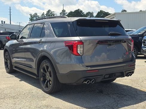 Used 2021 Ford Explorer ST w/ Equipment Group 401A AWD/4WD image 3
