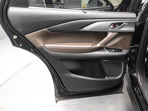 Used 2021 MAZDA CX-9 Signature image 27