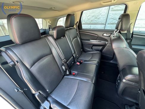 Used 2019 Dodge Journey GT AWD/4WD image 41