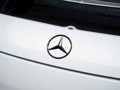 Used 2022 Mercedes-Benz SL 63 AMG 4MATIC image 32