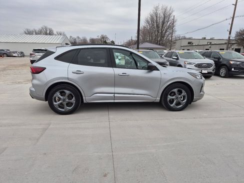 Used 2023 Ford Escape ST-Line image 5