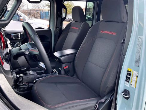 Used 2023 Jeep Wrangler Unlimited Rubicon image 8