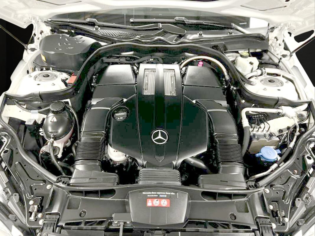 Used 2016 Mercedes-Benz E 400 4MATIC Sedan image 44