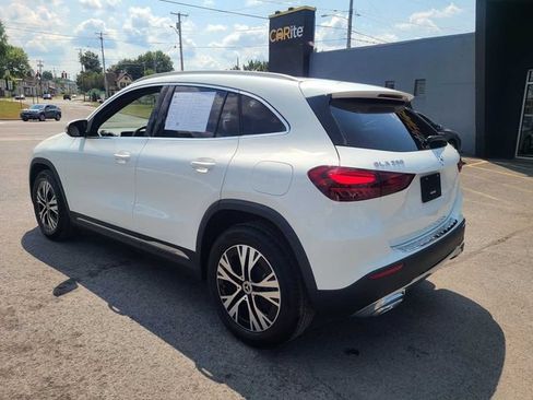 Used 2025 Mercedes-Benz GLA 250 4MATIC image 9