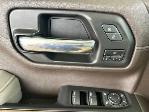 Used 2021 GMC Sierra 1500 SLT w/ SLT Premium Package AWD/4WD image 25