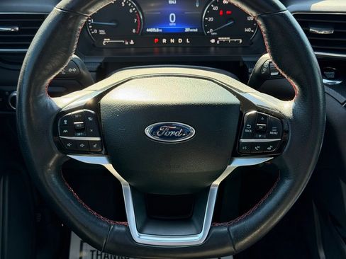 Used 2023 Ford Explorer ST-Line w/ Class IV Trailer Tow Package AWD/4WD image 15