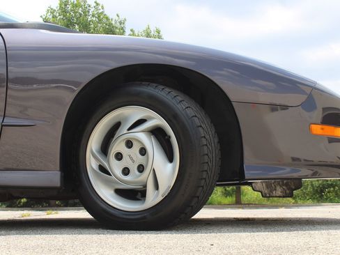 Used 1994 Pontiac Firebird Trans Am RWD image 39