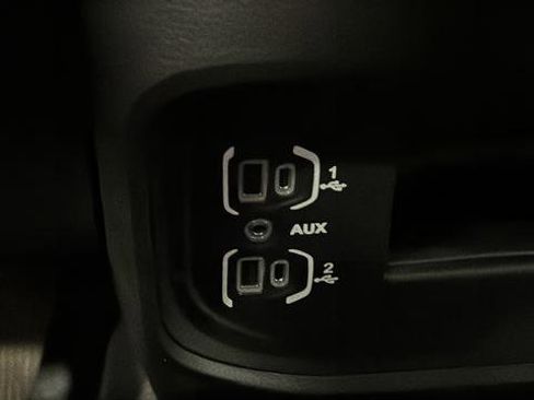 Used 2022 RAM 3500 Tradesman AWD/4WD image 32