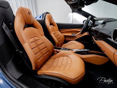 Used 2022 Ferrari F8 Tributo RWD image 42