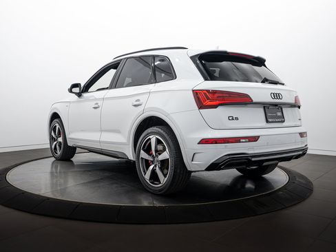 Certified 2024 Audi Q5 2.0T Premium Plus AWD/4WD image 5