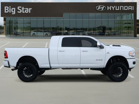 Used 2024 RAM 2500 Laramie w/ Sport Appearance Package AWD/4WD image 5