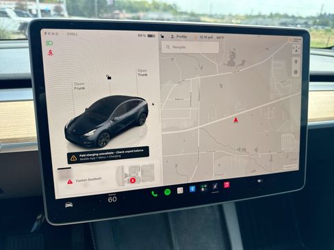 Used 2025 Tesla Model Y Long Range AWD/4WD image 17
