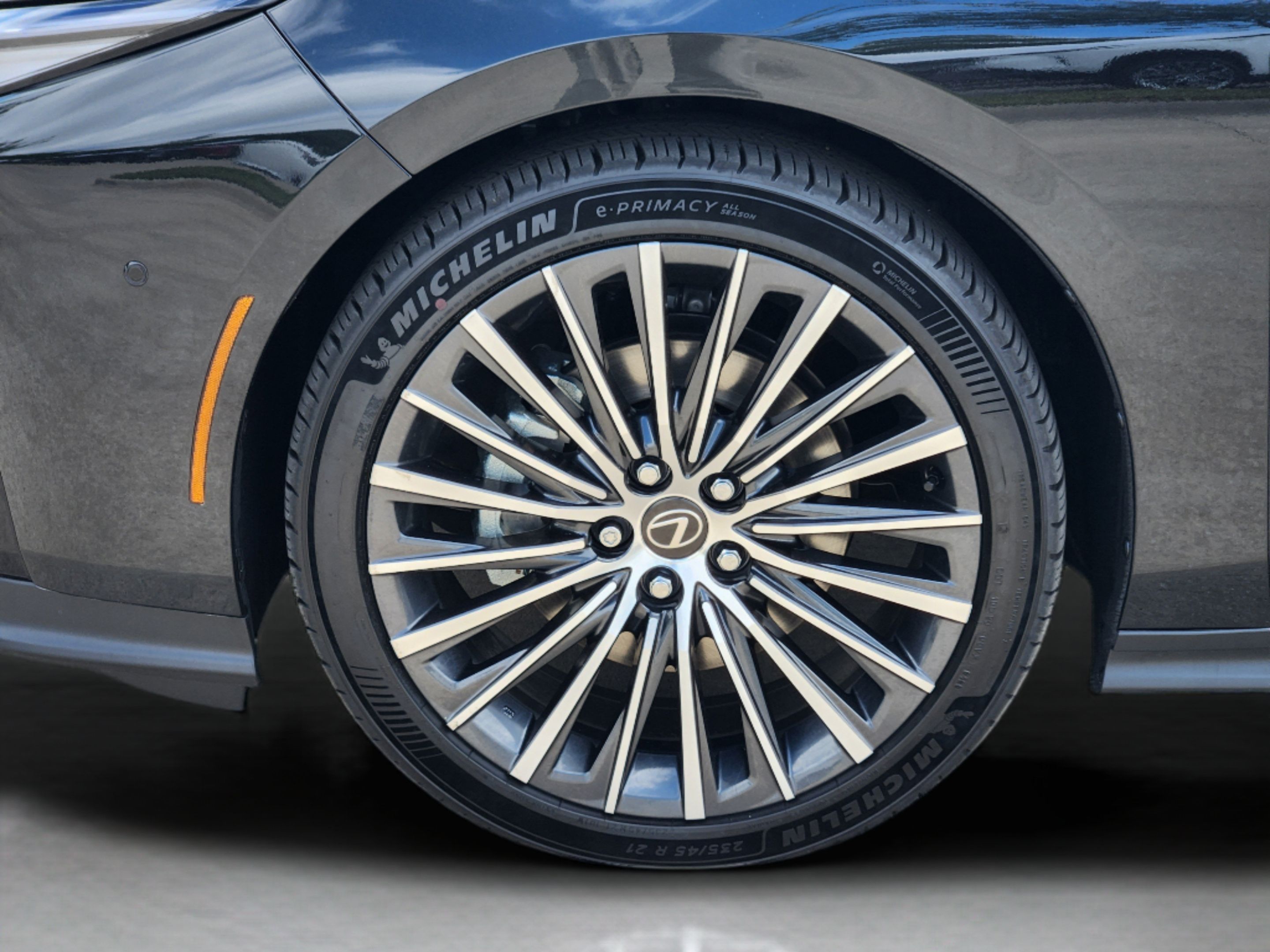 New 2026 Lexus ES 350e FWD image 23