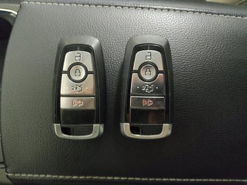 Used 2018 Ford Fusion S image 32