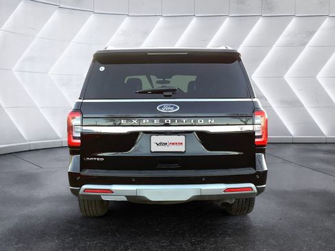 Used 2024 Ford Expedition Limited image 5