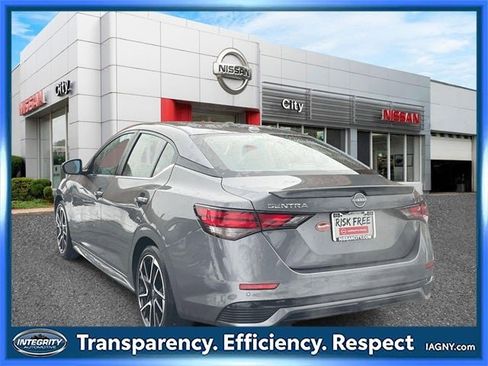 Certified 2024 Nissan Sentra SR w/ SR Premium Package image 8
