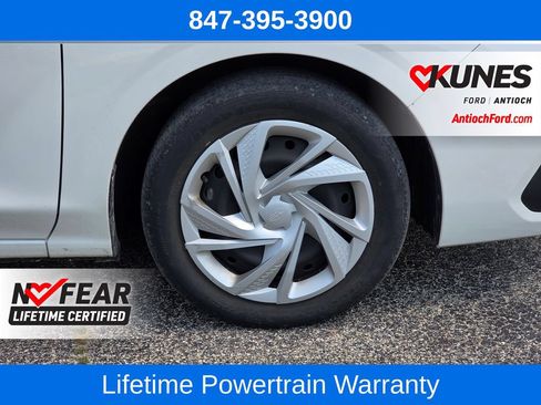 Used 2024 Subaru Impreza 2.0i AWD/4WD image 9