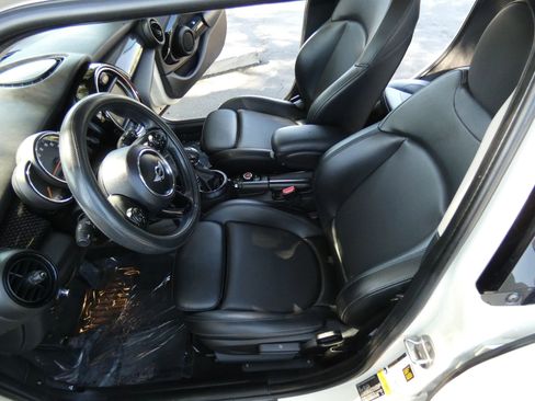 Used 2017 MINI Cooper S image 40