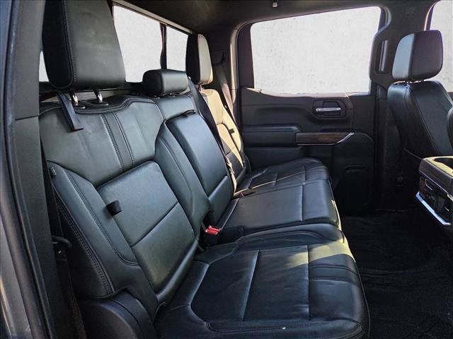 Used 2020 Chevrolet Silverado 1500 High Country w/ Technology Package RWD image 16