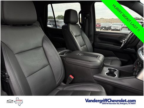 Used 2021 Chevrolet Tahoe LT w/ Luxury Package RWD image 21