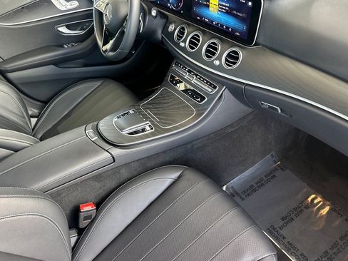 Used 2022 Mercedes-Benz E 350 Sedan image 19