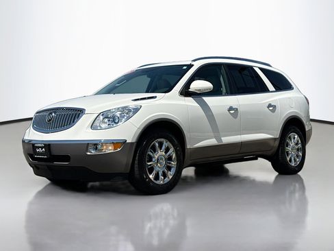 Used 2011 Buick Enclave CXL FWD image 13
