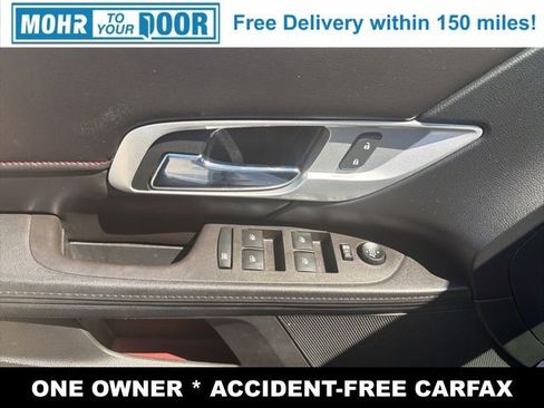 Used 2016 GMC Terrain SLE image 11