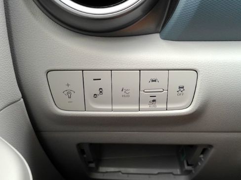 Used 2021 Hyundai Kona Ultimate image 33